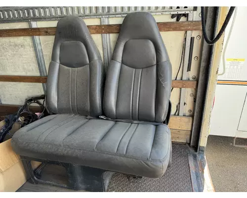 Seat, Front GMC C7500 DTI Trucks