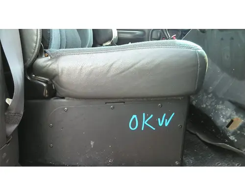 Seat, Front GMC C7500 LKQ Heavy Truck - Goodys