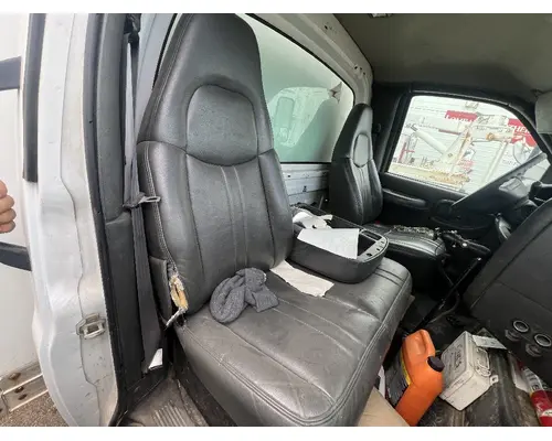 Seat, Front GMC C7500 DTI Trucks