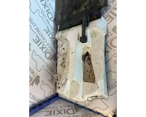 Fender Extension GMC C8500 Dixie Truck Centre