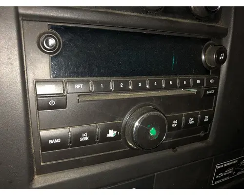 Radio GMC CUBE VAN Vander Haags Inc Sp