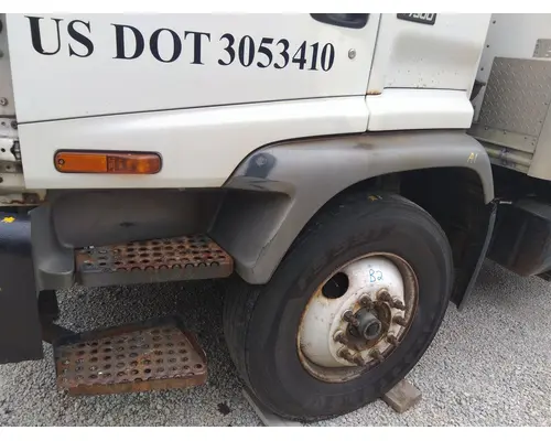 Inner Fender GMC T7500 LKQ Thompson Motors - Wykoff