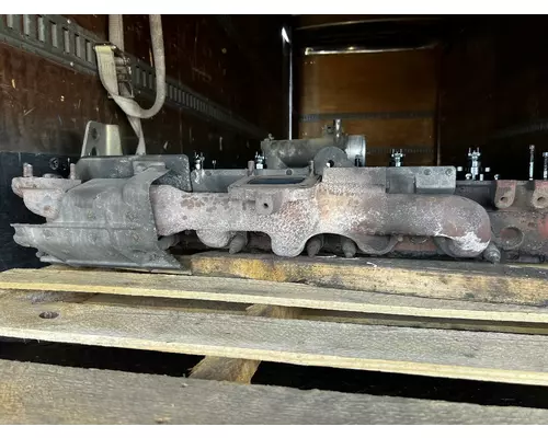 Exhaust Manifold GMC T7 DTI Trucks