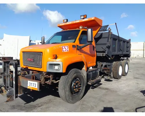Complete Vehicle GMC T8500 LKQ Heavy Truck - Tampa