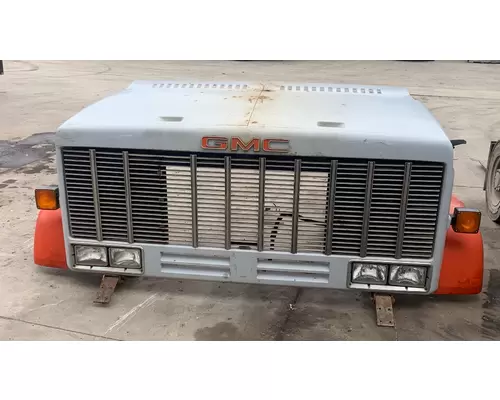 Hood GMC TOPKICK Truck Salvage International Inc