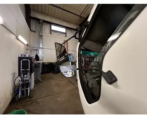 Mirror (Side View) GMC W4500 DTI Trucks