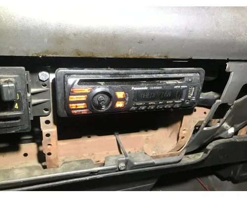 Radio GMC W5500 Vander Haags Inc Sf