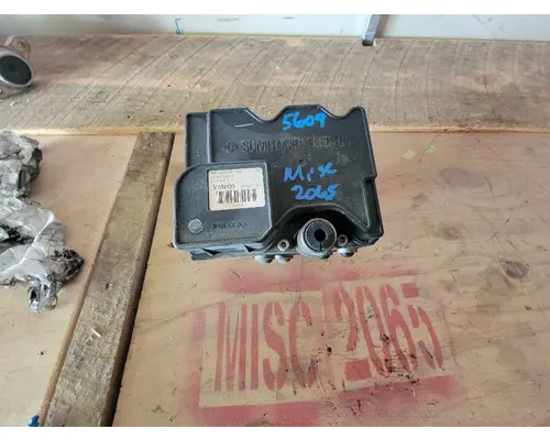 ECM (Brake & ABS) GMC W5500 Crest Truck Parts