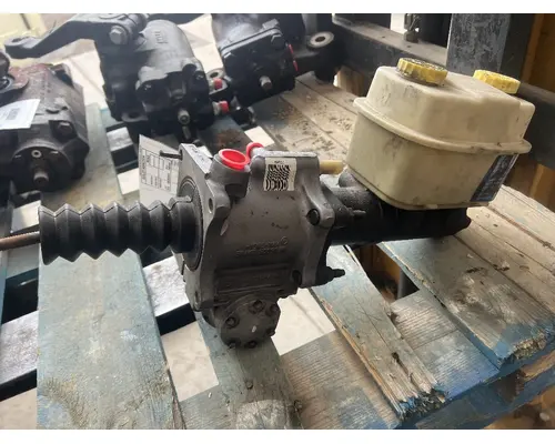 Power Brake Booster GMC W5500 DTI Trucks
