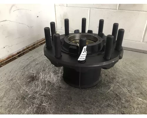 Hub GUNITE FL941 Frontier Truck Parts