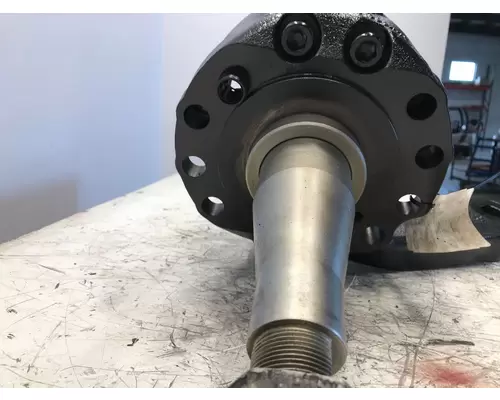 HENDRICKSON 3743906C91 Spindle  Knuckle, Front
