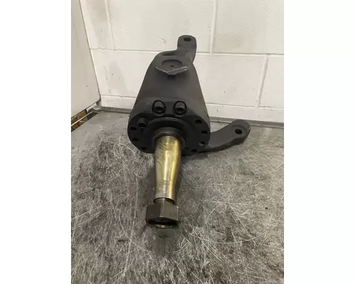 HENDRICKSON 70952 001 Spindle