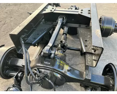 HENDRICKSON DS402 Cutoff Assembly (Complete With Axles)