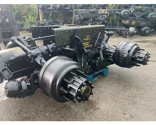 HENDRICKSON HAULMAAX Cutoff Assembly (Complete With Axles)