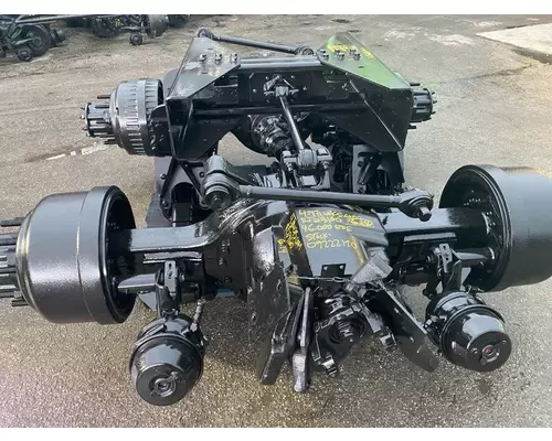 HENDRICKSON HAULMAAX Cutoff Assembly (Complete With Axles)