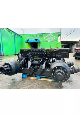 HENDRICKSON HAULMAAX Cutoff Assembly (Complete With Axles)