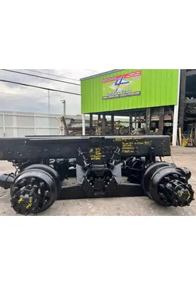 HENDRICKSON HAULMAAX Cutoff Assembly (Complete With Axles)