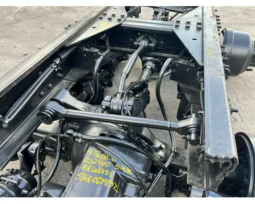 HENDRICKSON HAULMAAX Cutoff Assembly (Complete With Axles)