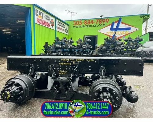 HENDRICKSON HAULMAAX Cutoff Assembly (Complete With Axles)