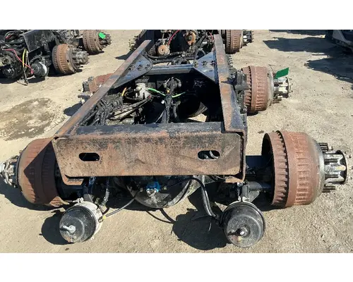 HENDRICKSON HAULMAAX Cutoff Tandem Axle