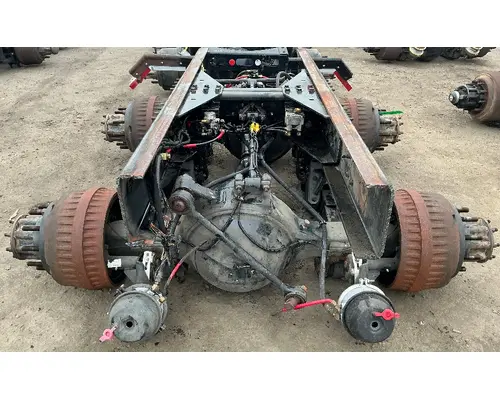 HENDRICKSON HAULMAAX Cutoff Tandem Axle