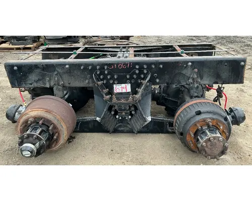 HENDRICKSON HAULMAAX Cutoff Tandem Axle