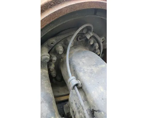 HENDRICKSON HAULMAAX Tandem Cutoffs