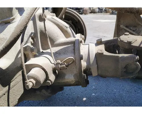 HENDRICKSON HAULMAAX Tandem Cutoffs