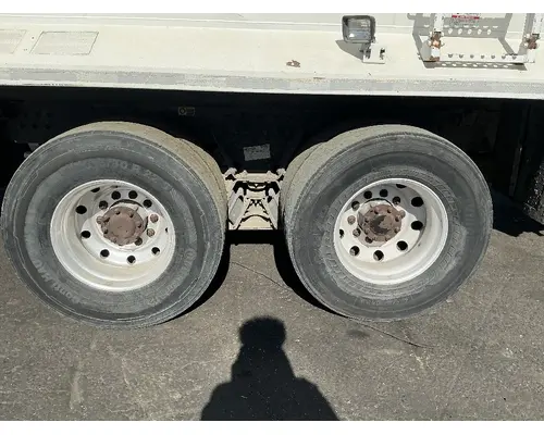 HENDRICKSON HAULMAAX Tandem Cutoffs