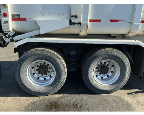 HENDRICKSON HAULMAAX Tandem Cutoffs