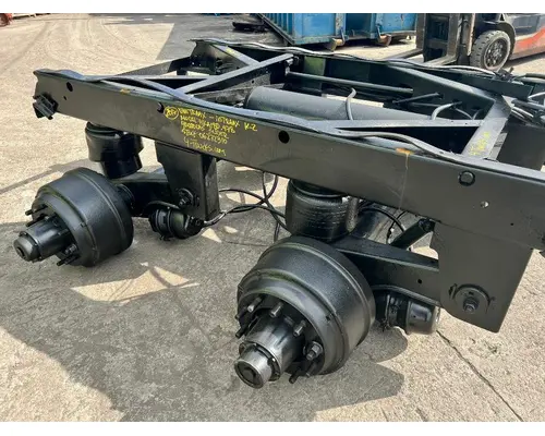 HENDRICKSON HKA180.478 Cutoff Assembly (Complete With Axles)