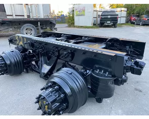 HENDRICKSON HTB210 Cutoff Assembly (Complete With Axles)