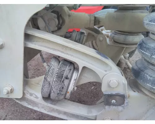 HENDRICKSON NON-STEER AXLE, PUSHER