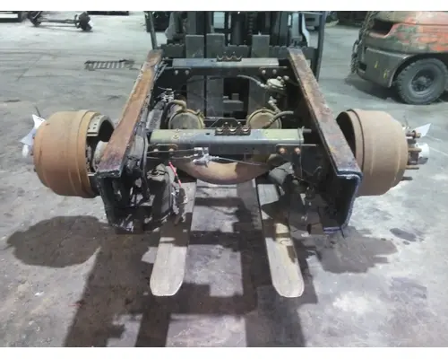 HENDRICKSON NON-STEER AXLE, PUSHER