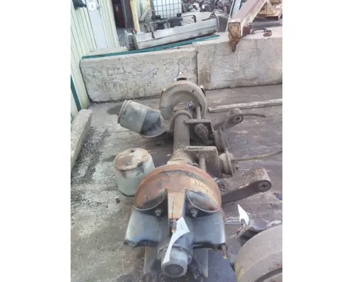 HENDRICKSON NON-STEER AXLE, PUSHER