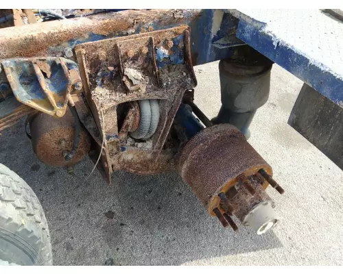 HENDRICKSON NON-STEER AXLE, TAG