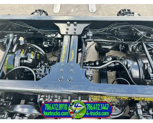 HENDRICKSON PRIMAAX EX Cutoff Assembly (Complete With Axles)