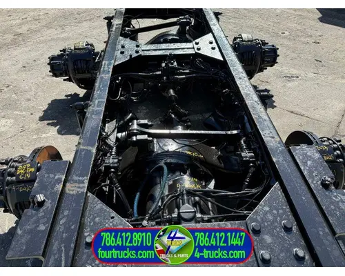 HENDRICKSON PRIMAAX Cutoff Assembly (Complete With Axles)