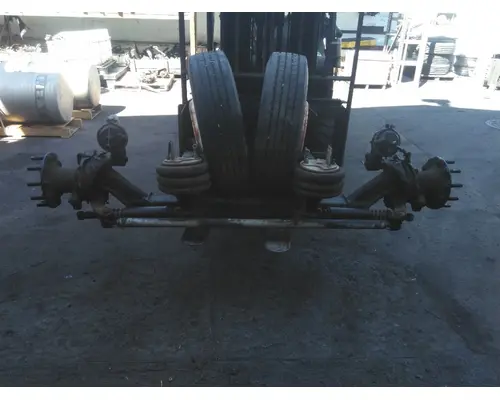 HENDRICKSON STEER AXLE, PUSHER