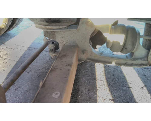 HENDRICKSON STEER AXLE, PUSHER