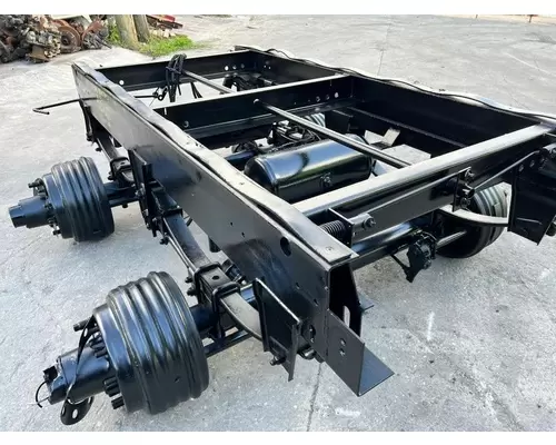 HENDRICKSON TRAILER SPRING SUSPENSION Cutoff Assembly (Complete With Axles)