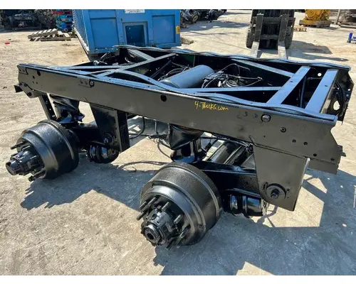 HENDRICKSON VANTRAAX 11328 Cutoff Assembly (Complete With Axles)