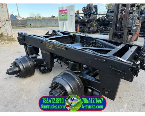 HENDRICKSON VANTRAAX Cutoff Assembly (Complete With Axles)