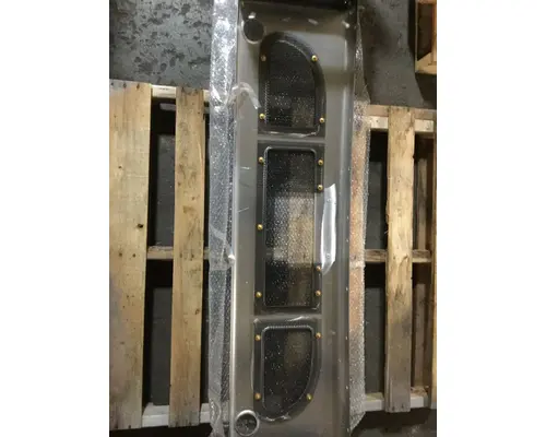 HENDRICKSON  Bumper Assembly, Front