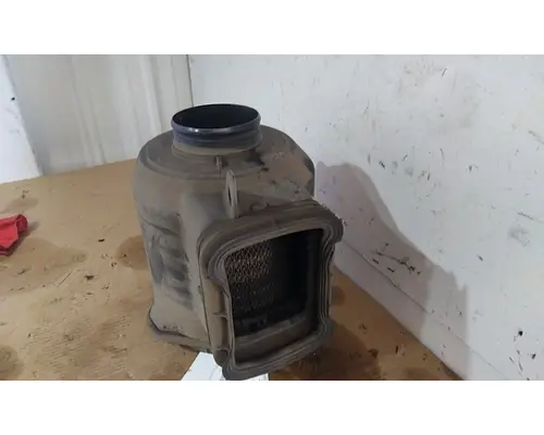HINO 145 AIR CLEANER