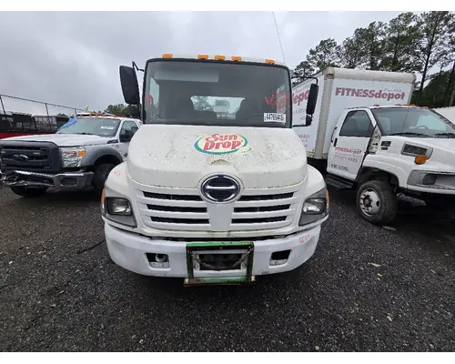 HINO 145 Cab
