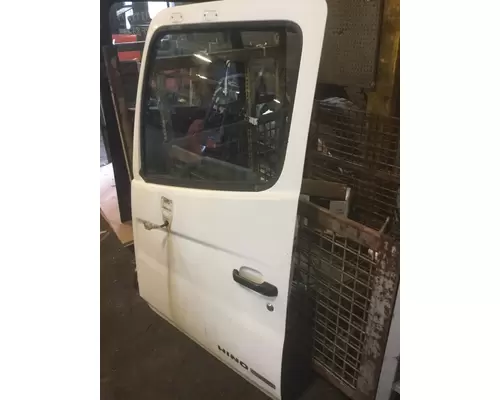 HINO 145 DOOR ASSEMBLY, FRONT