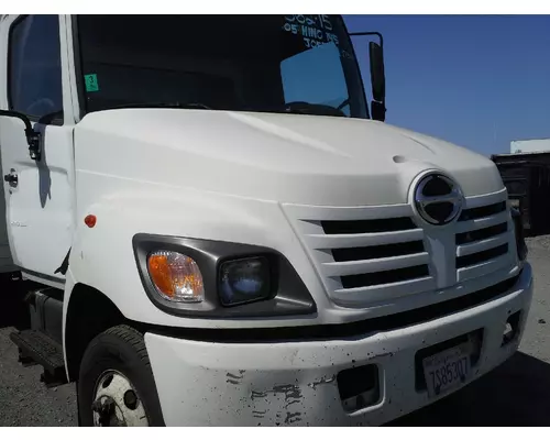 HINO 145 Hood