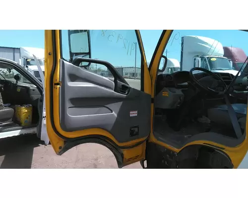HINO 155 CAB