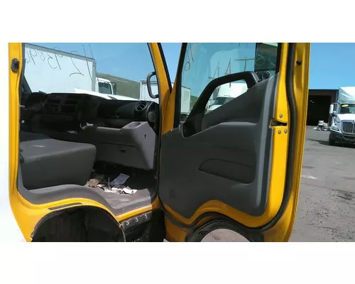 HINO 155 CAB